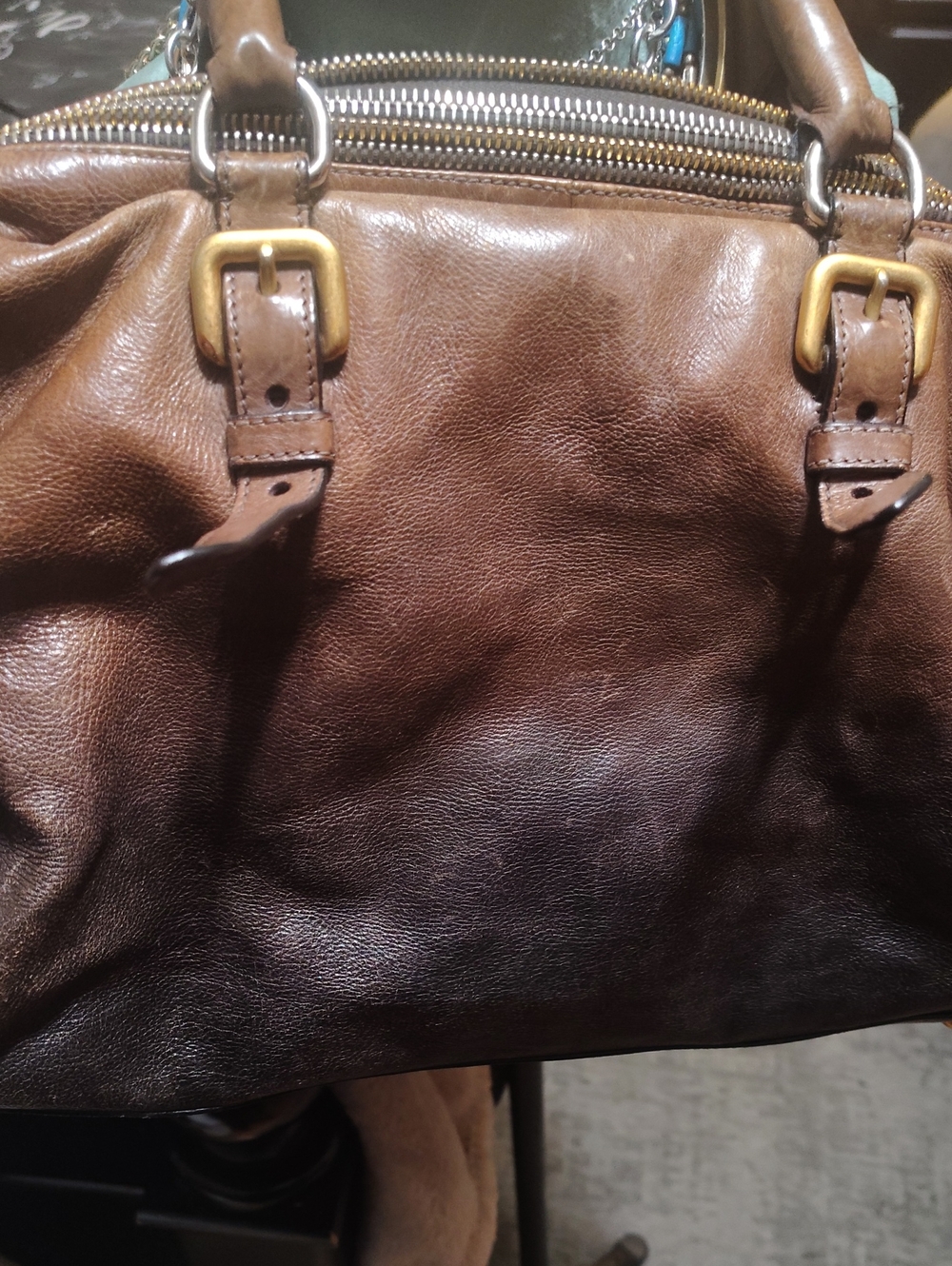 Prada - Picture 6 of 10
